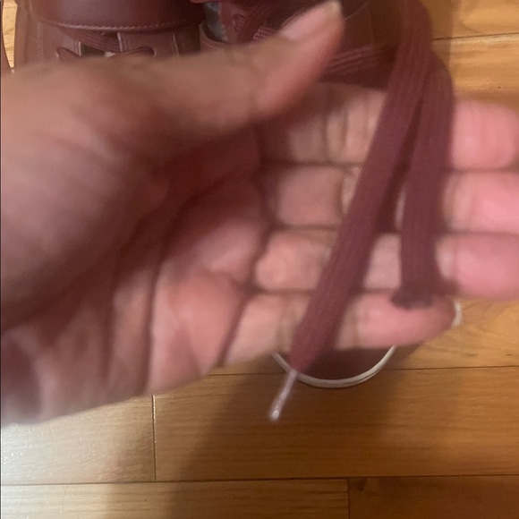 Men's Burgundy Leather Sneakers - Picture 5 of 9